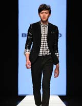 彬伊奴“發(fā)現(xiàn)·新自我”2013/2014秋冬時尚男裝發(fā)布秀